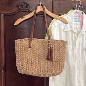 Women’s Weaved Spring/Summer Straw Bag